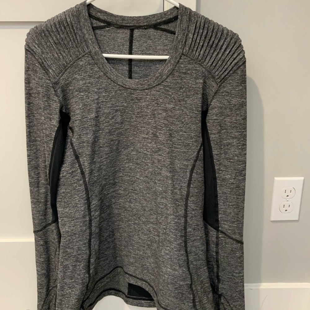Lululemon long sleeve shirt